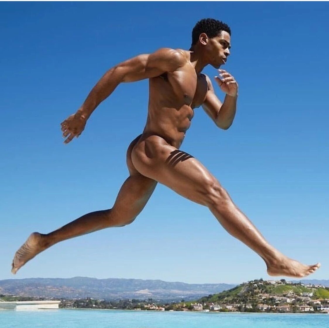 Denzell Theodore: An Alluring Anatomical Reveal!