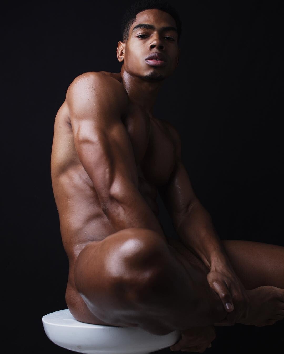 Denzell Theodore: An Alluring Anatomical Reveal!