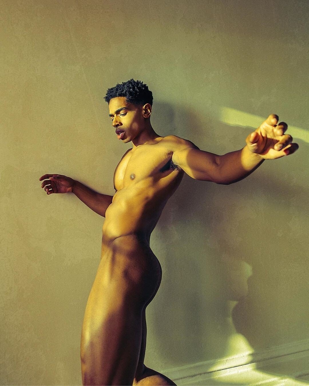 Denzell Theodore: An Alluring Anatomical Reveal!