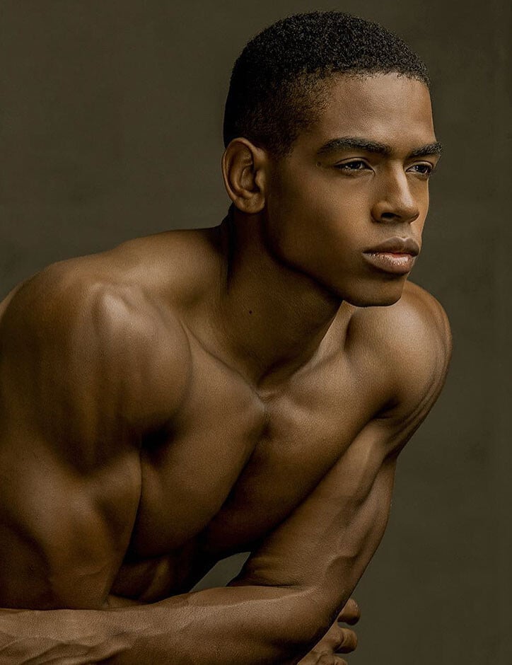 Denzell Theodore: The New Yorker with a Remarkable Rear