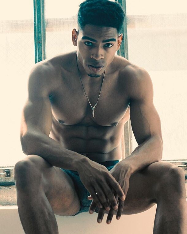 Denzell Theodore: The New Yorker with a Remarkable Rear