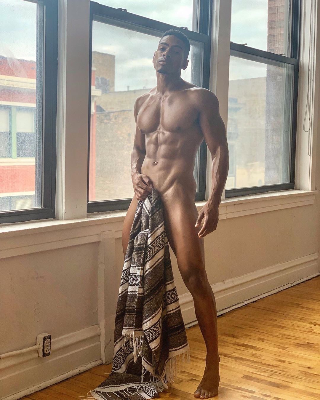 Denzell Theodore: The New Yorker with a Remarkable Rear