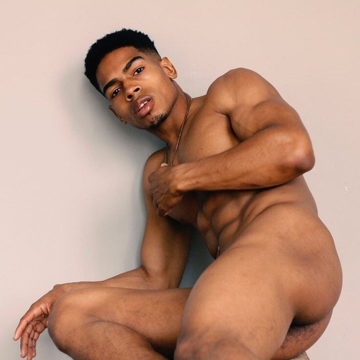 Denzell Theodore: The New Yorker with a Remarkable Rear