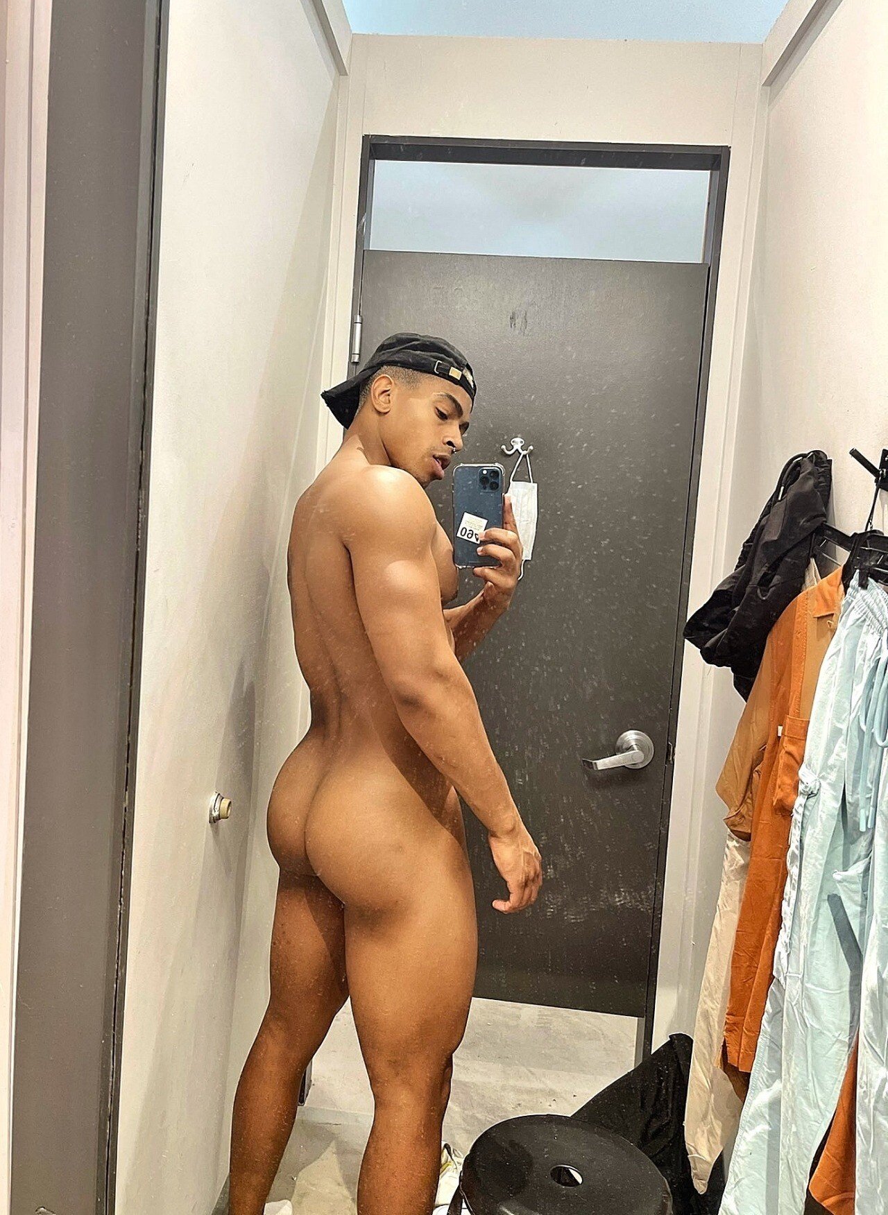 Denzell Theodore: The New Yorker with a Remarkable Rear