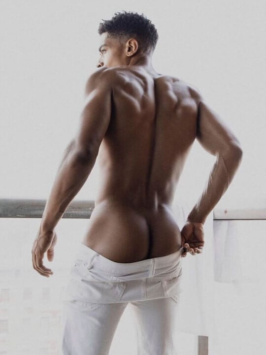 Denzell Theodore: The New Yorker with a Remarkable Rear