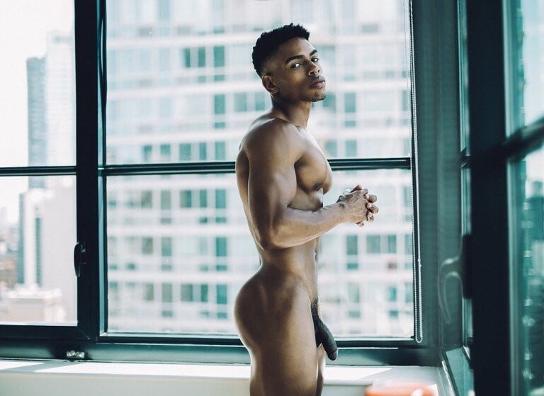 Denzell Theodore: The New Yorker with a Remarkable Rear