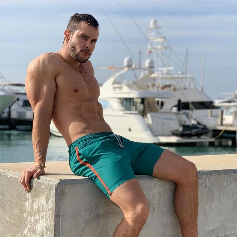 Duncan Saint: The American Sensation Tempting Both Men and Women