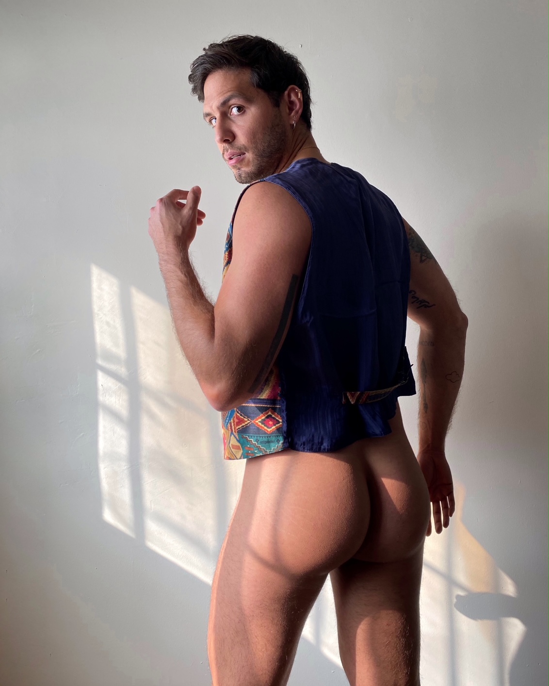 Eduardo Carcur by Rolando Primero