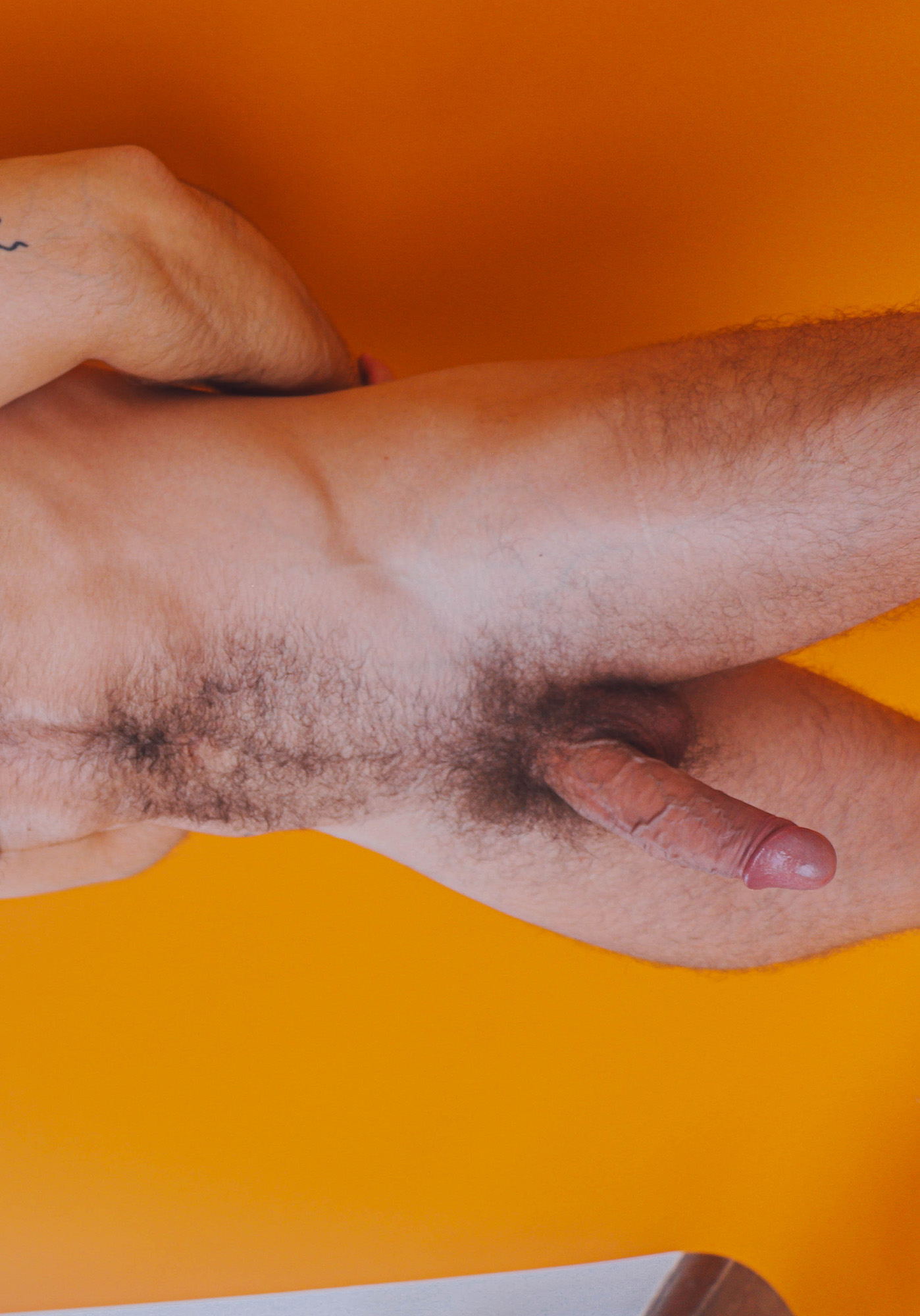 Eduardo Dean Knapp kicks back the covers and shows everything