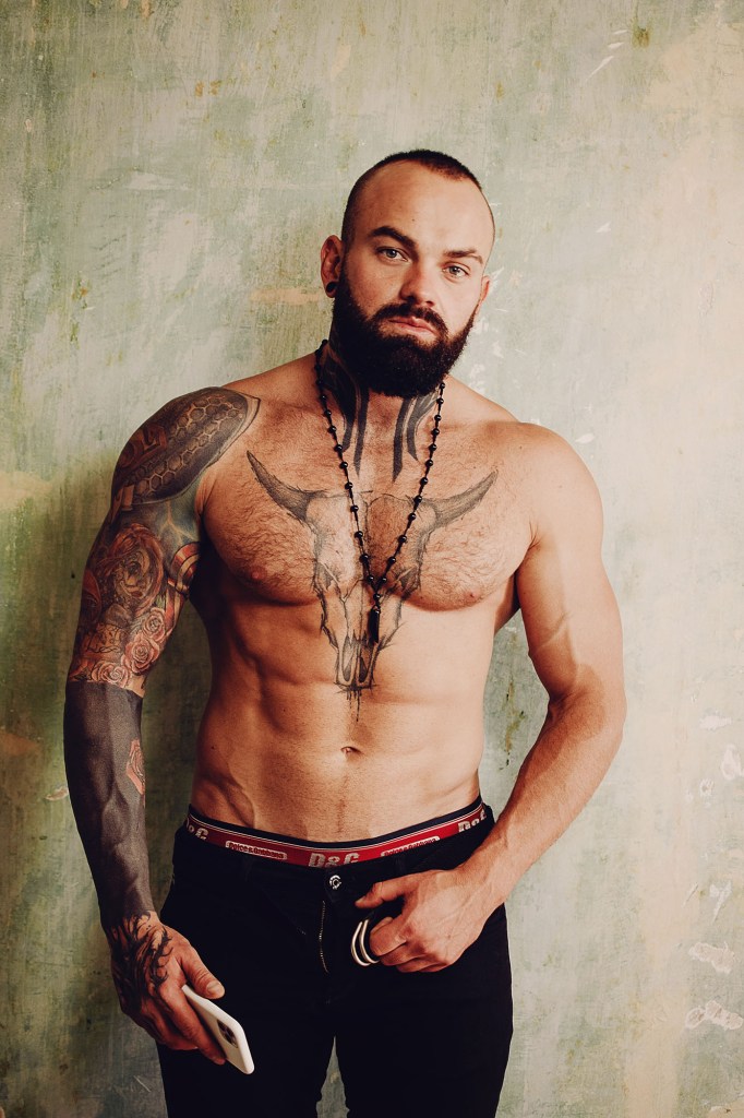 Feast Your Eyes on Dmitry Tumash and Johnny’s cocks!