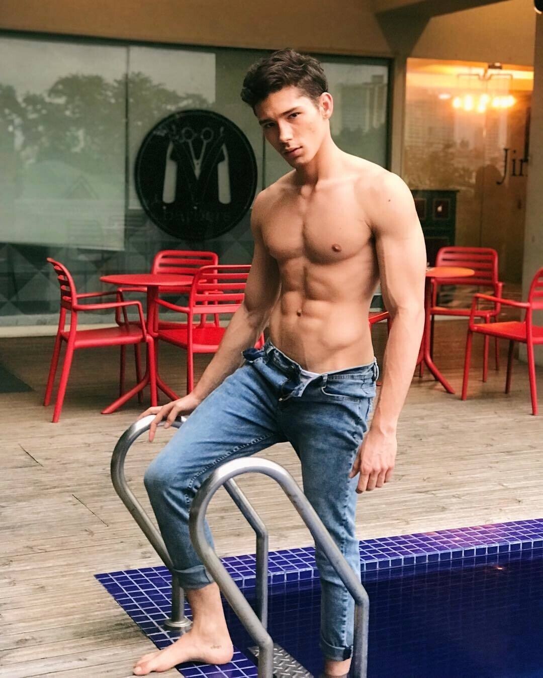 Fernando Skinner, Brazilian Nude Model