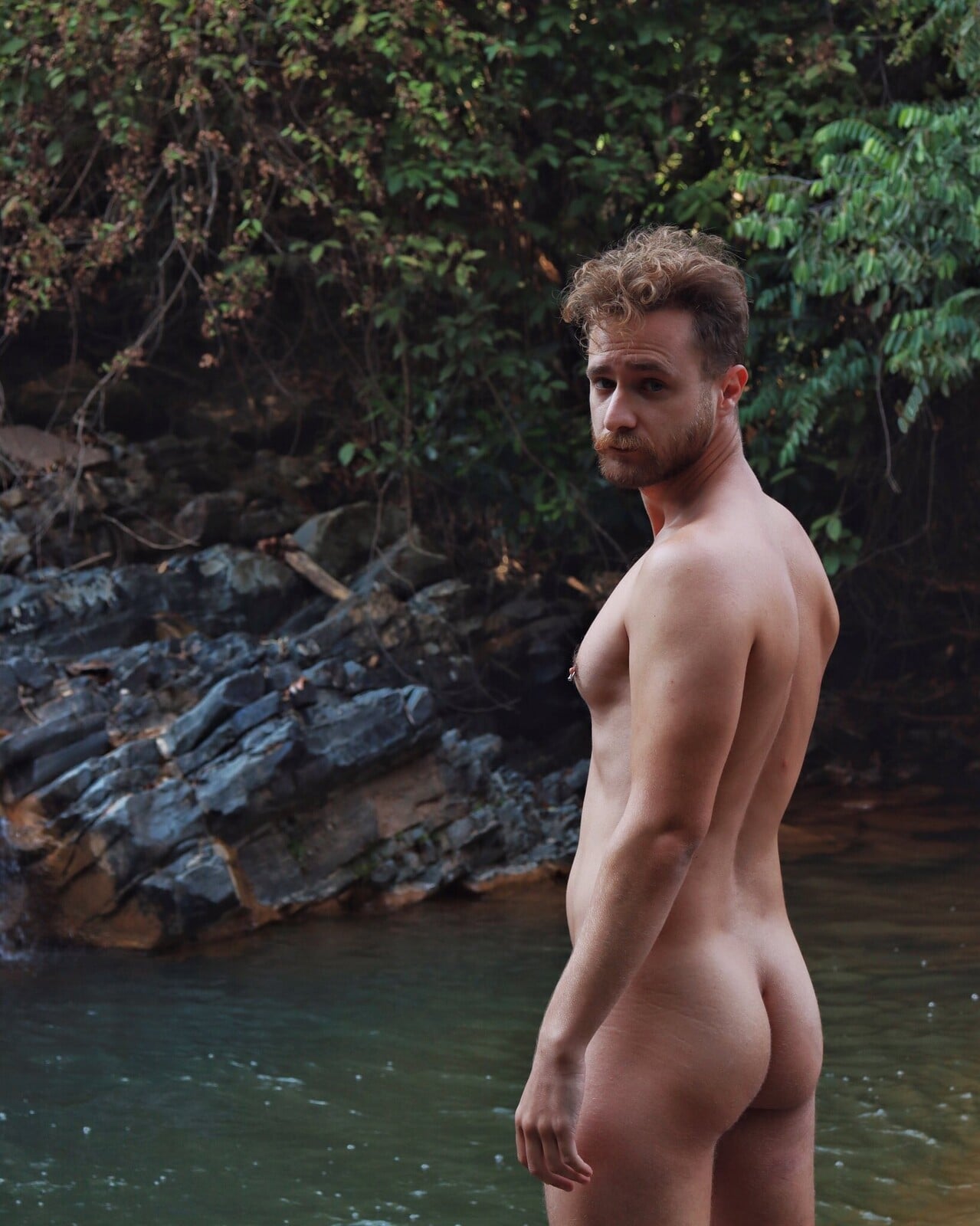 George East, the Englishman who walks around naked