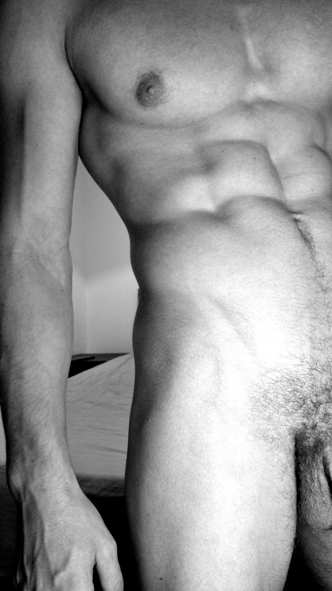 George Ungureanu: The Gorgeous Romanian Blonde Who’ll Make You Melt