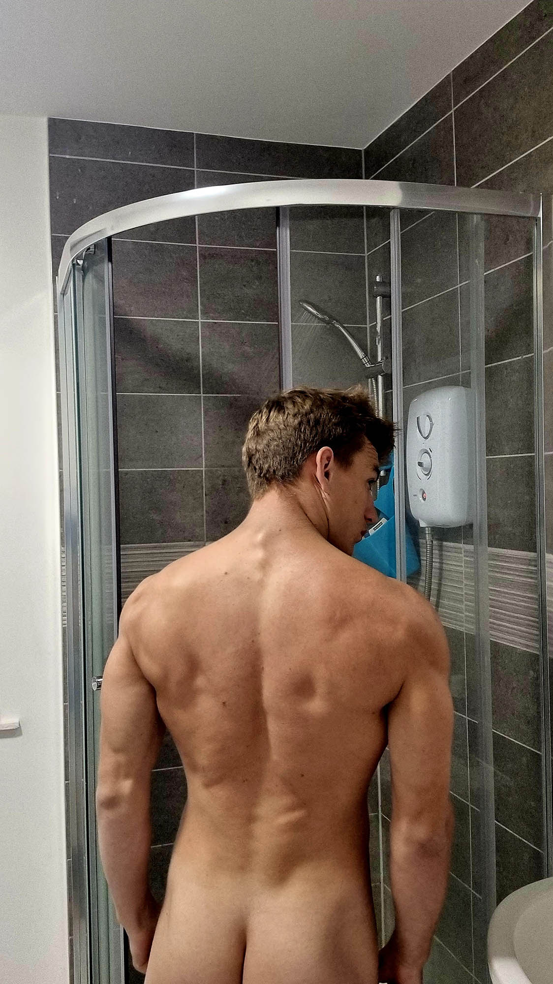 George Ungureanu: The Gorgeous Romanian Blonde Who’ll Make You Melt