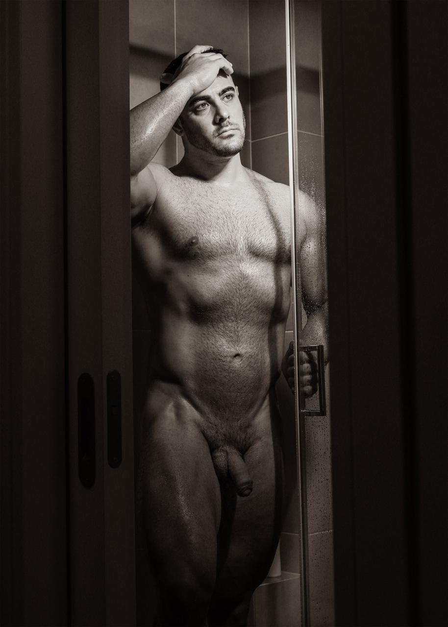 Giannis: The Greek muscle hunk, hairy and naked in his kitchen — hotter than your coffee