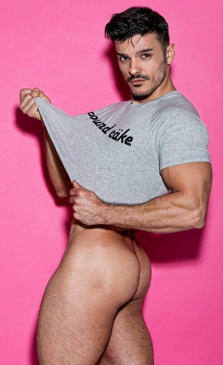 Handsome Spanish Hunk: Johnie Bravo Gjergjek