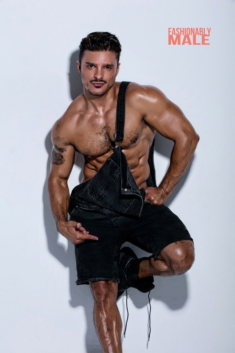 Handsome Spanish Hunk: Johnie Bravo Gjergjek