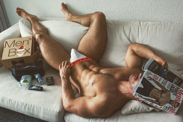 Handsome Spanish Hunk: Johnie Bravo Gjergjek
