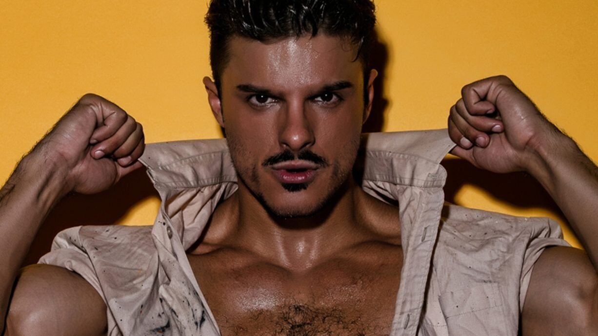 Handsome Spanish Hunk: Johnie Bravo Gjergjek