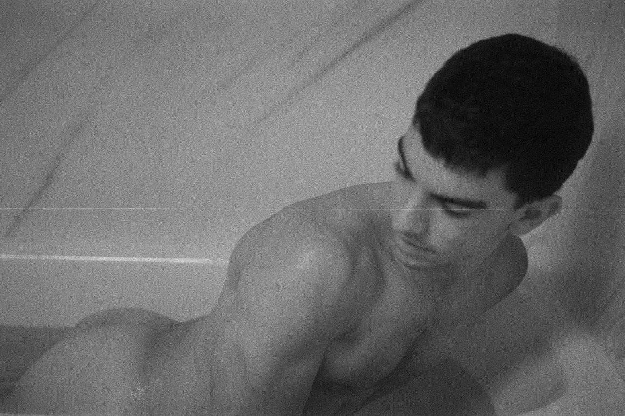 IN MY HOTEL ROOM – Nacho by Jon Ariza