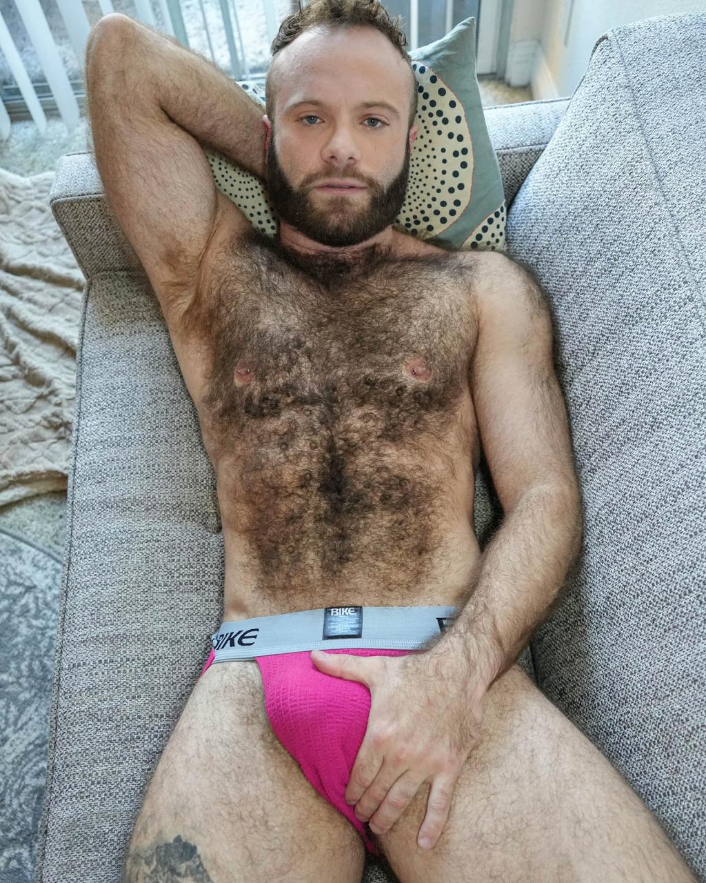 Jarren Shan: Love Extremely Hairy Guys? He’s the Boss