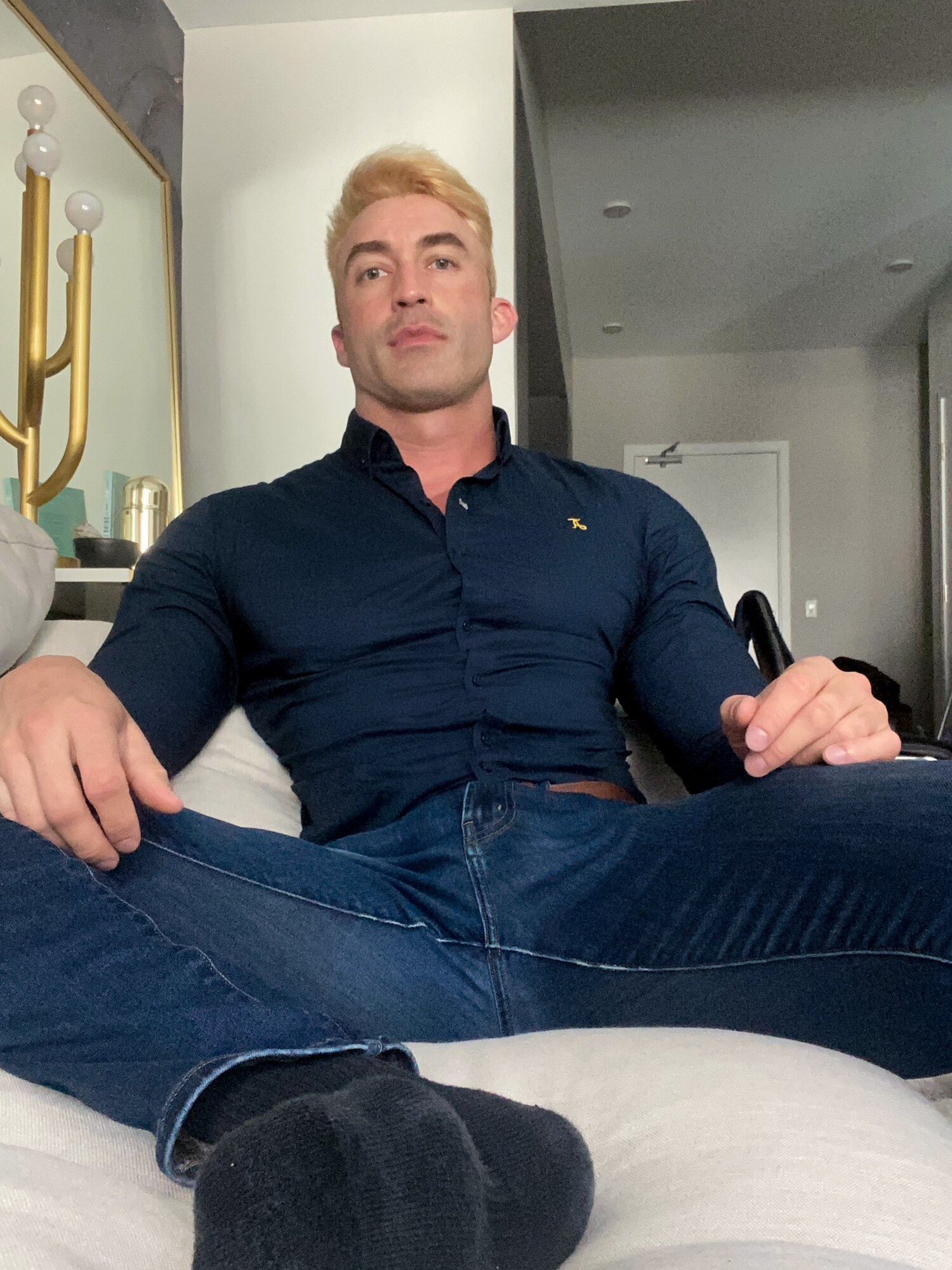 Jett Wayne: The Muscular Revelation that Sets our Senses Aflame!