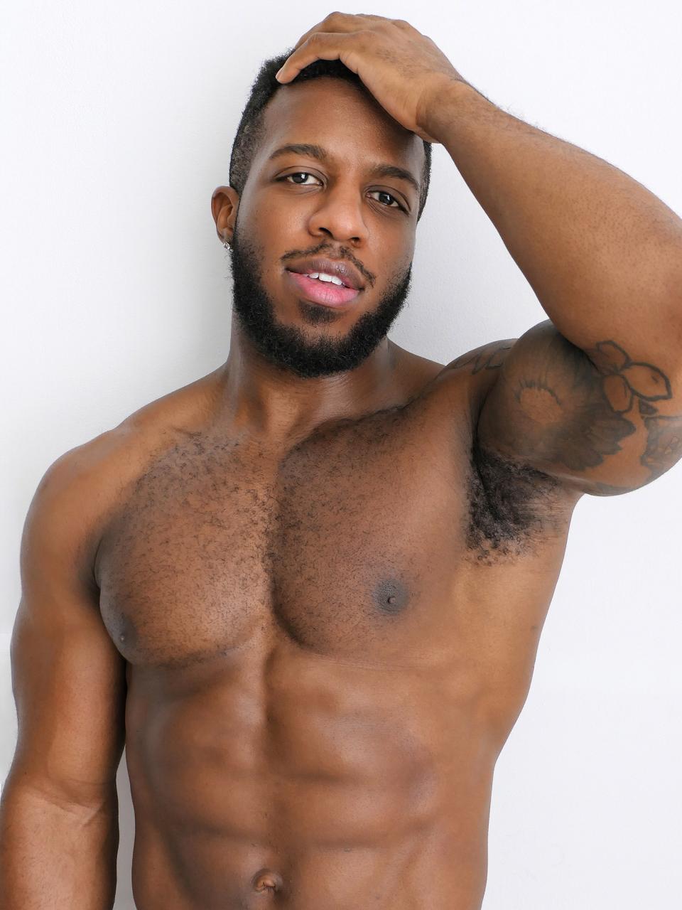Kyle Smiles: The Montreal dancer with a sculpted body who strips it all off with a smile