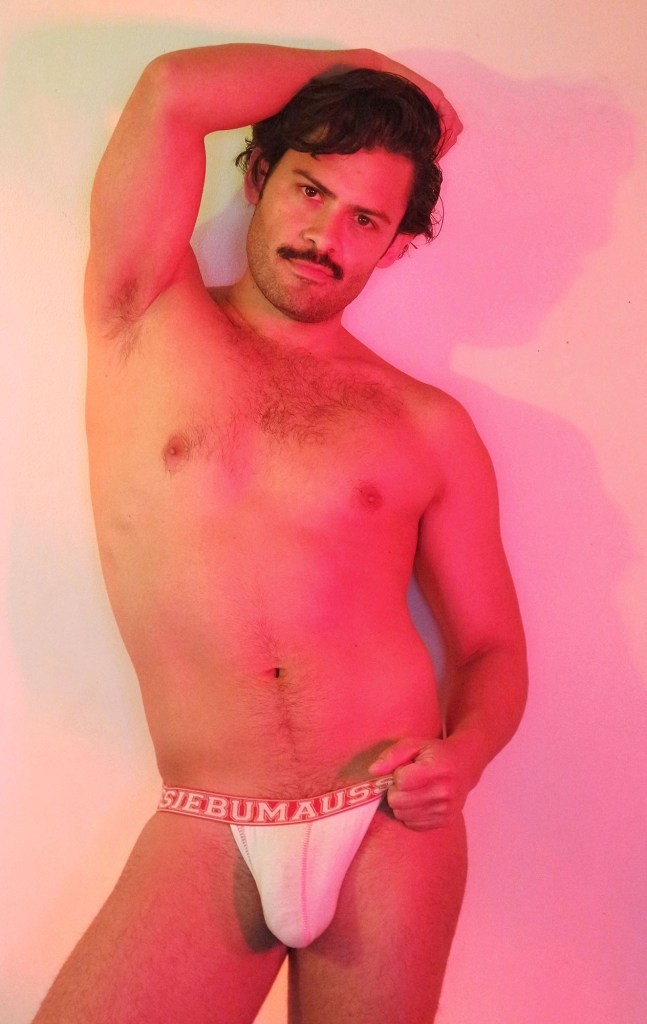 Leo in color – Leo by Ryan Stanford