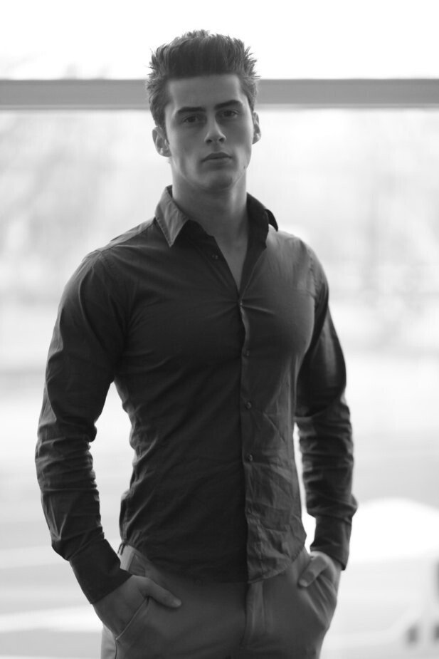 Mateo Lanzi: A Sizzling New Hottie on the Block