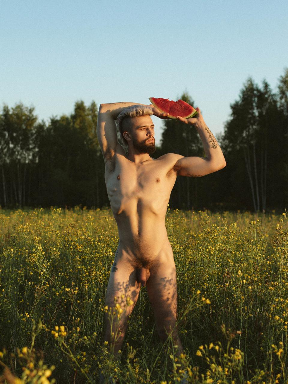Max, blazing sun and golden skin