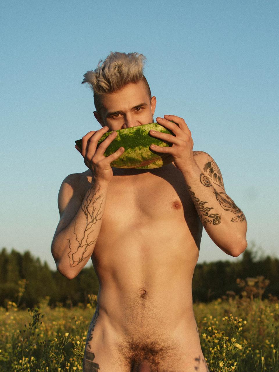 Max, blazing sun and golden skin