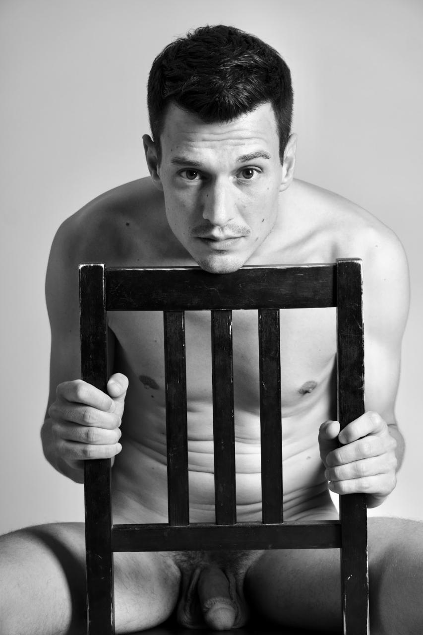 Philipp: Berlin rugby player nude in black and white