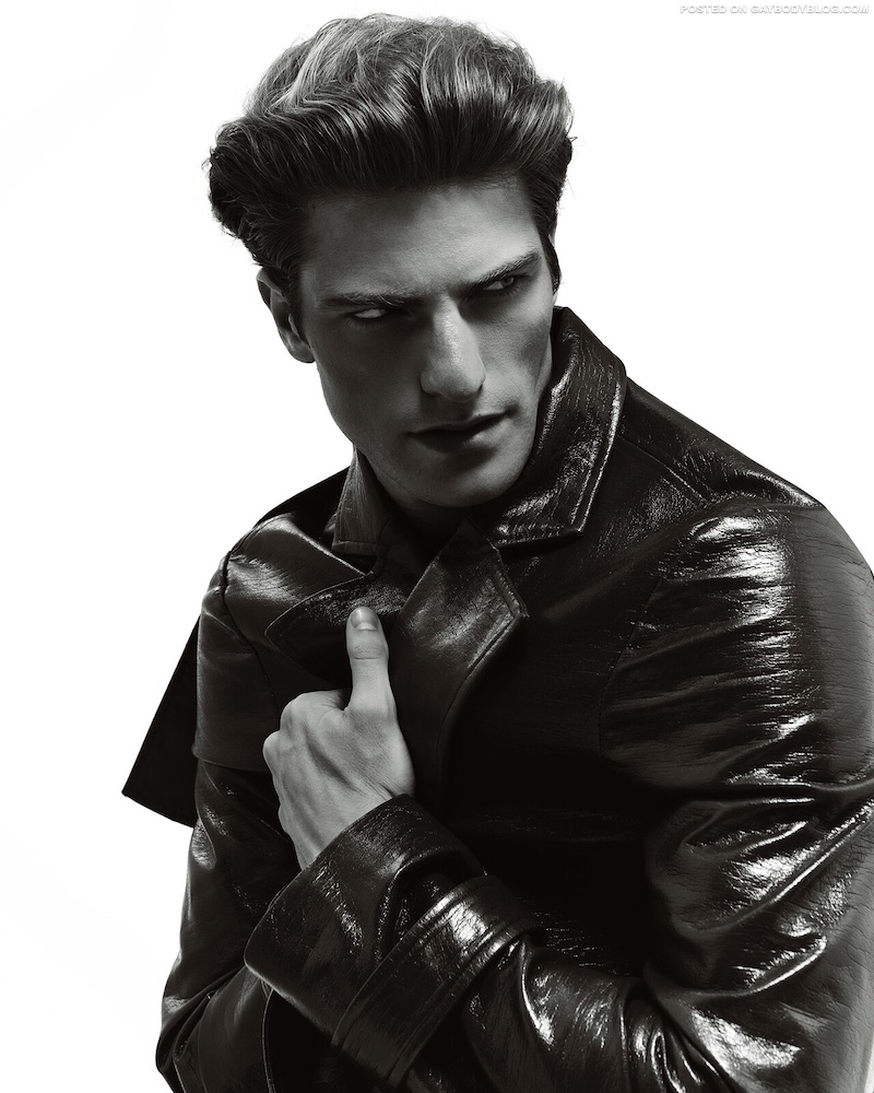 Ripped Male Model Tommaso Pajola
