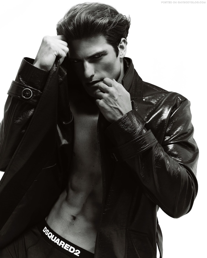 Ripped Male Model Tommaso Pajola