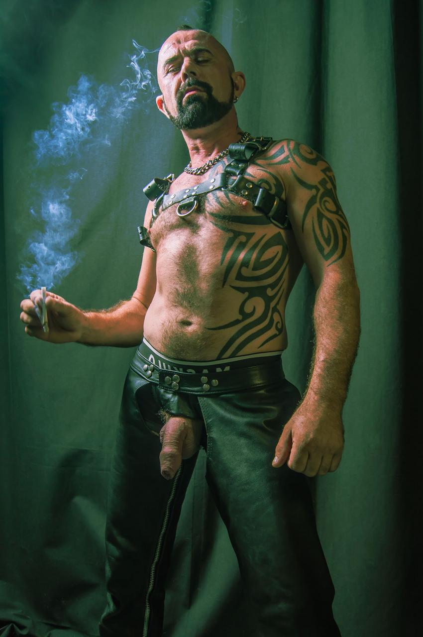 “SNIFF IT, FEEL IT” – Tony by JK/NUDES