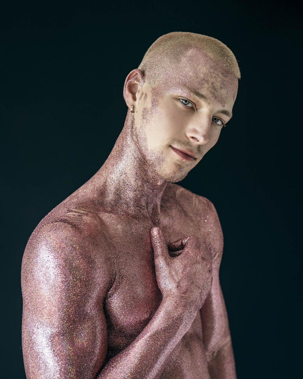 “SPARK”: The Dazzling Splendor of Franz Seckel