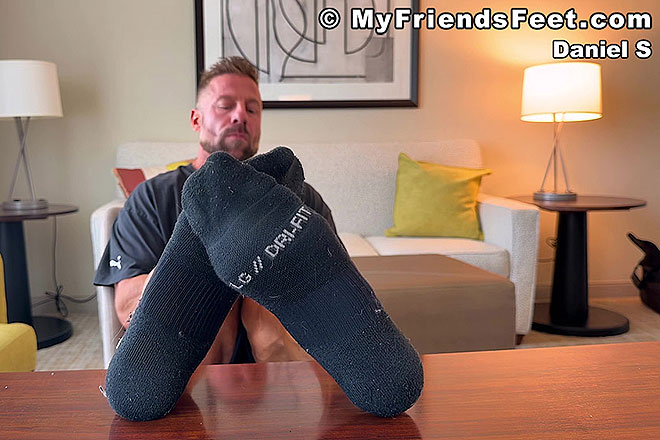 Spy on Daniel's Feet