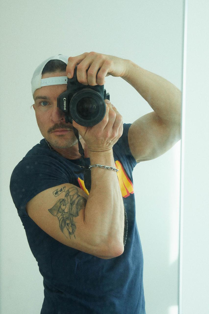 Stas Vokman: the fine mustache and white briefs of a daddy