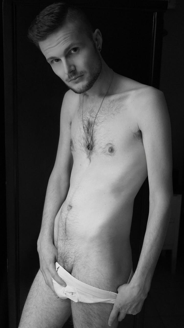 THE DEEP LOOK OF GABRIEL – Gabriel by Alberto Bellani.