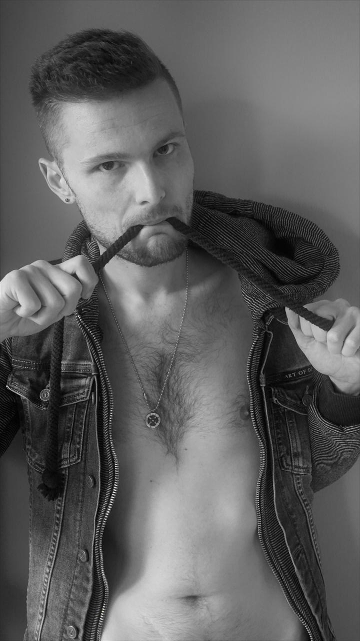THE DEEP LOOK OF GABRIEL – Gabriel by Alberto Bellani.
