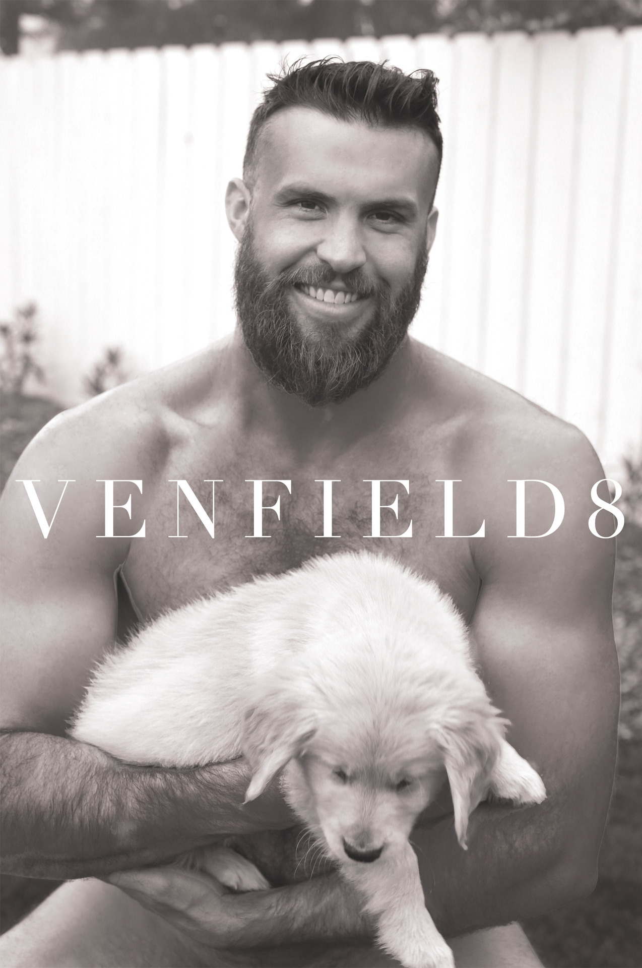 The handsome bearded male Bruin Collinsworth and two puppies