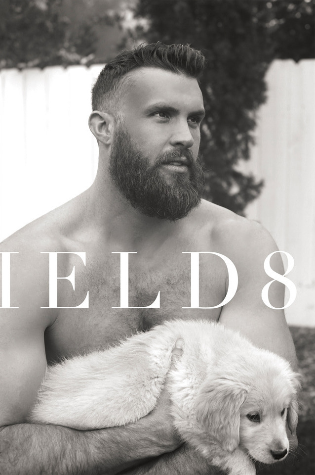 The handsome bearded male Bruin Collinsworth and two puppies