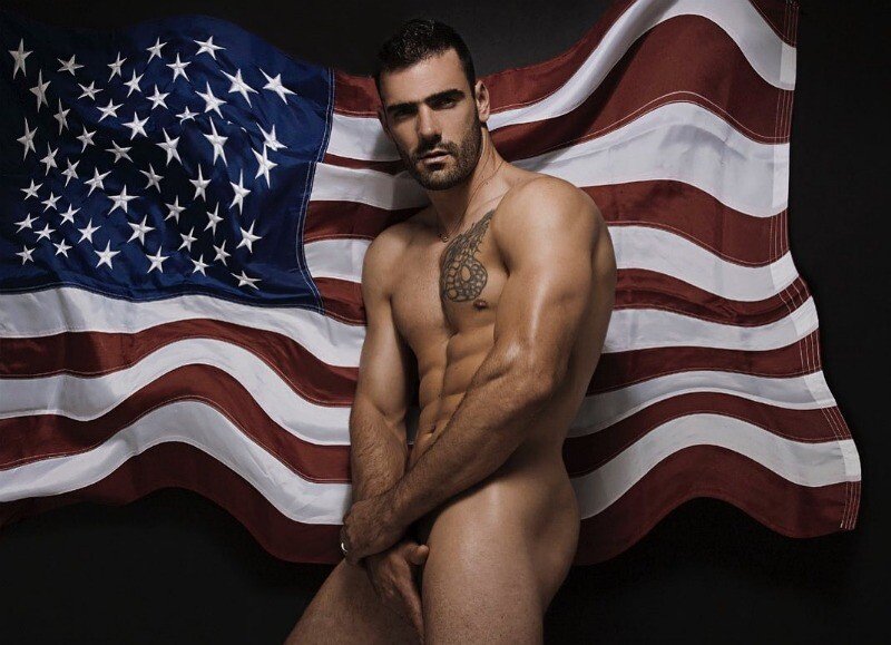 The Stunning Model Jess Vill Stripped Naked