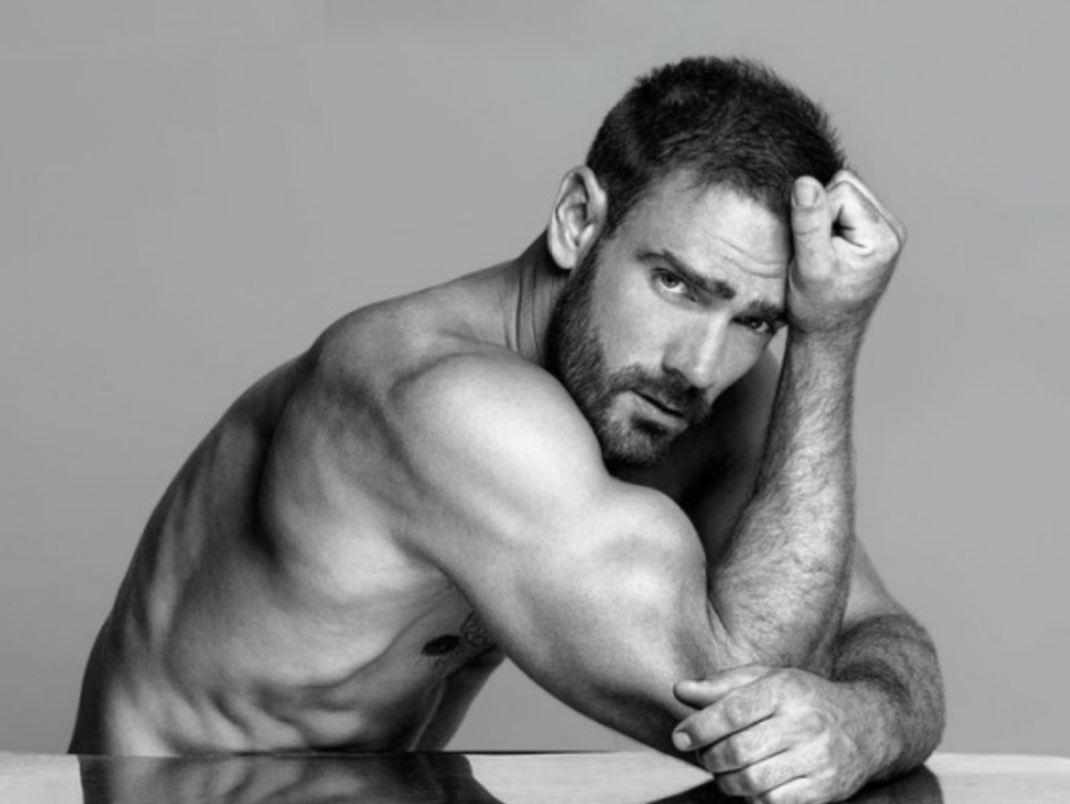 The Stunning Model Jess Vill Stripped Naked