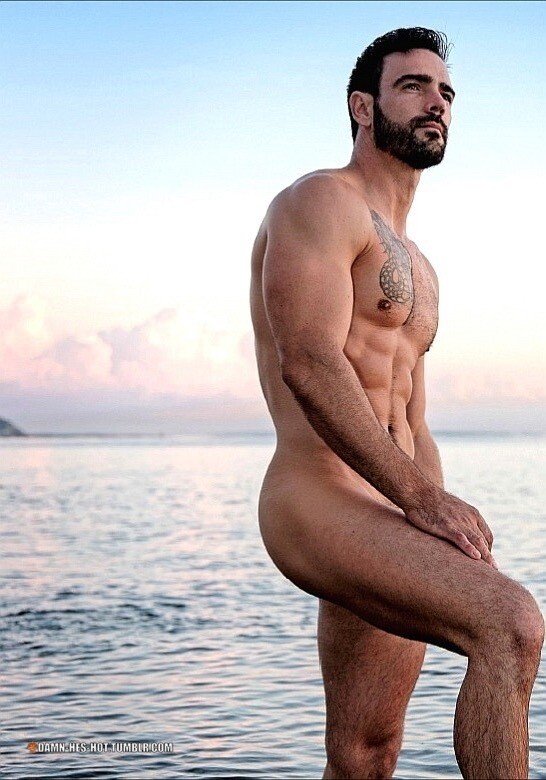 The Stunning Model Jess Vill Stripped Naked