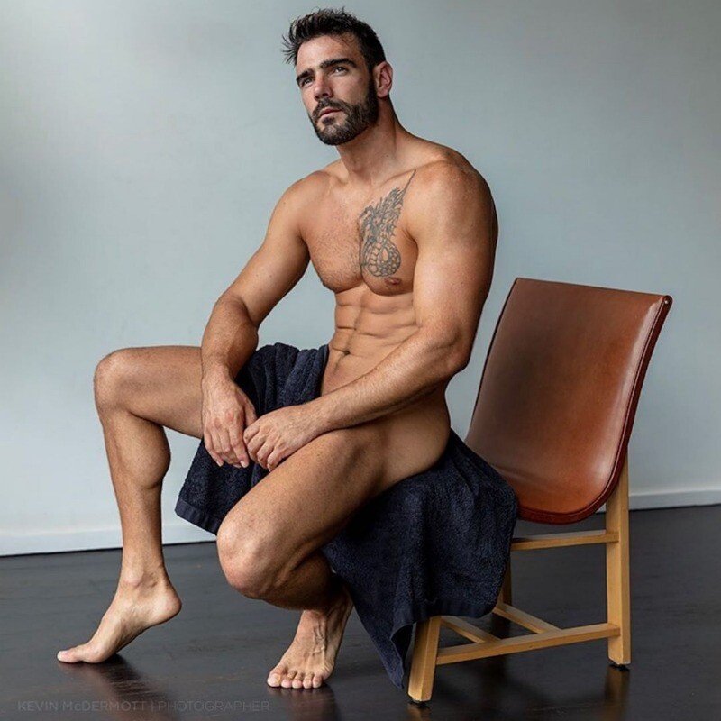 The Stunning Model Jess Vill Stripped Naked