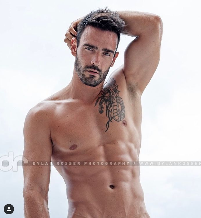 The Stunning Model Jess Vill Stripped Naked