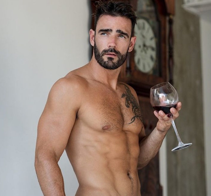 The Stunning Model Jess Vill Stripped Naked