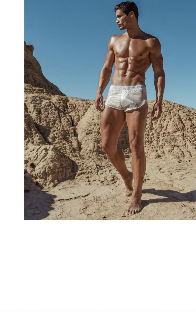 WELL MOLDED – Joohnnneda by Gustavlag for RUFSKIN.