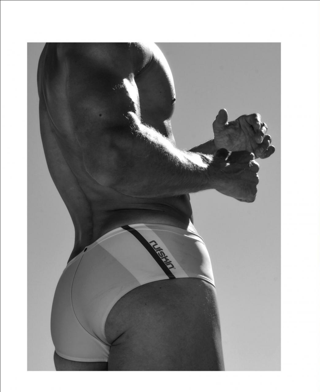 WELL MOLDED – Joohnnneda by Gustavlag for RUFSKIN.